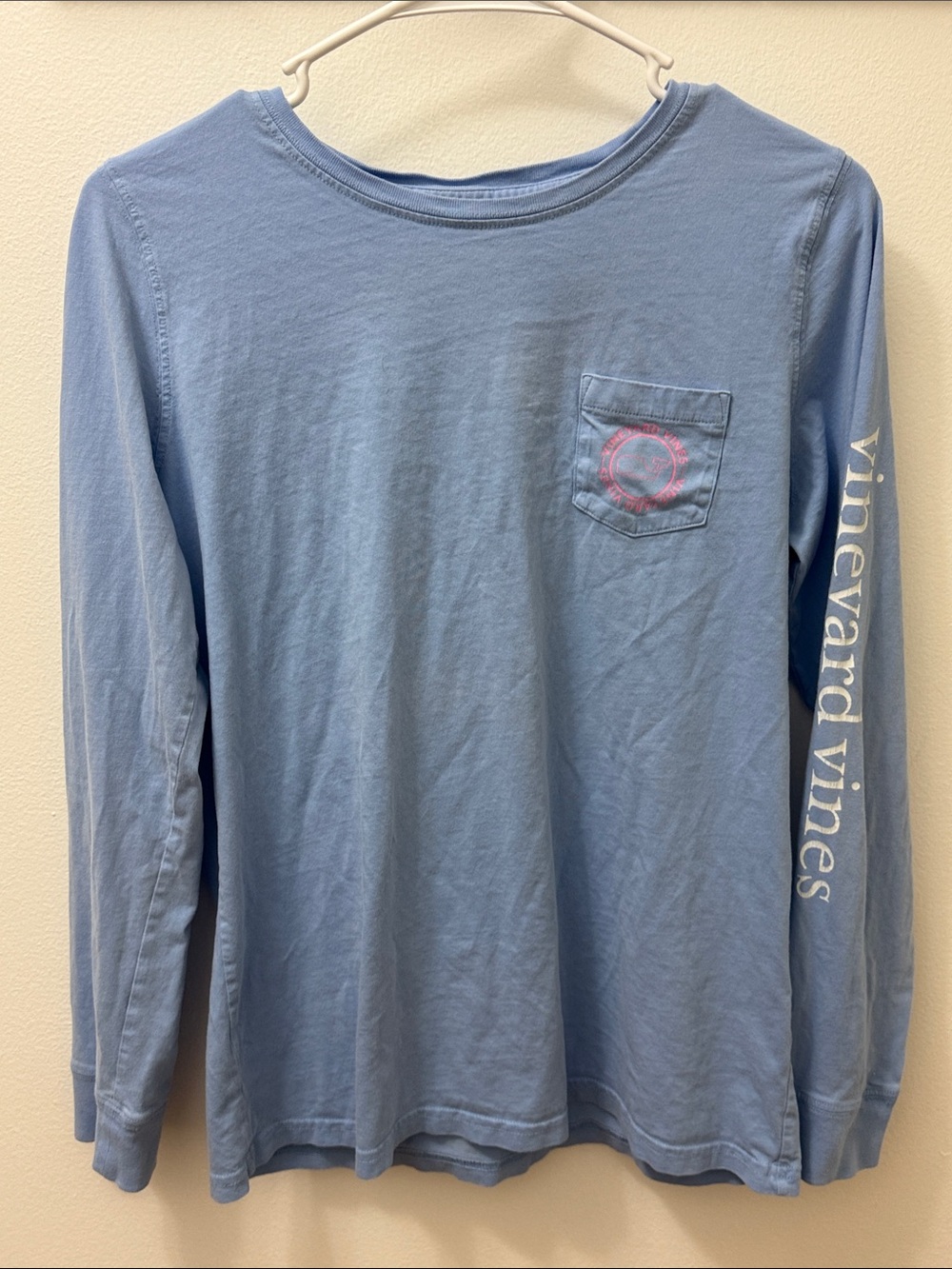 Vineyard Vines  Long-Sleeve Pocket Tee in Light Blue with White Sleeve Logo